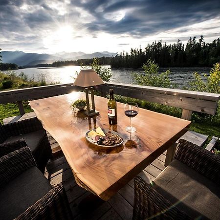 Skeena River House Bed & Breakfast Terrace Εξωτερικό φωτογραφία