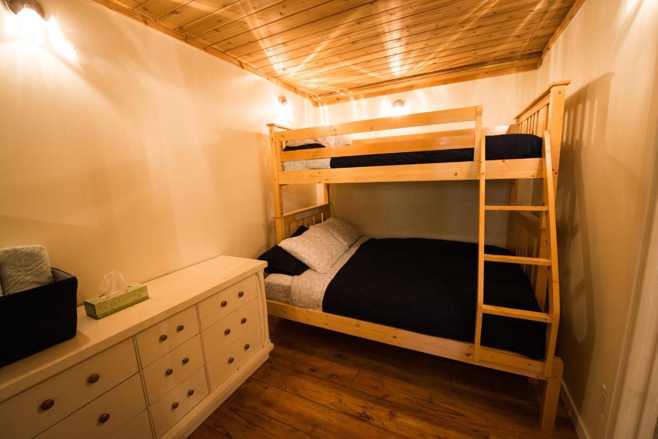 Skeena River House Bed & Breakfast Terrace Εξωτερικό φωτογραφία