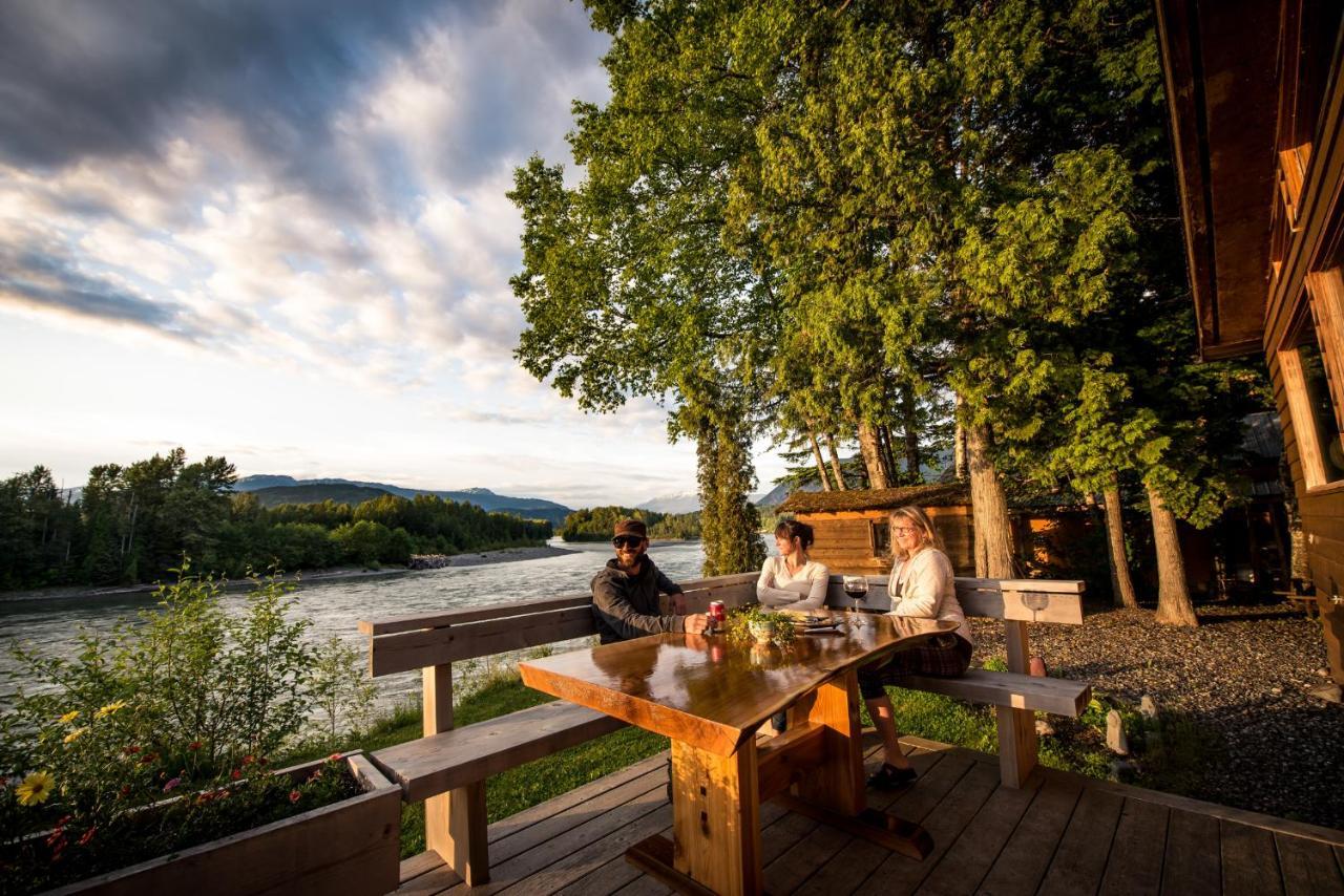 Skeena River House Bed & Breakfast Terrace Εξωτερικό φωτογραφία